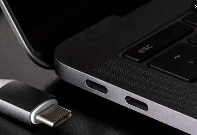 USB-C cable for laptop