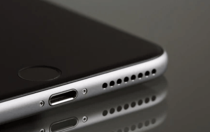 USB-C to USB-C cable for iPhone